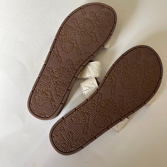 Yellow Box 'Feylie' SZ 8.5 Slide Sandal White Double-Band Woven Look - Picture 6 of 8